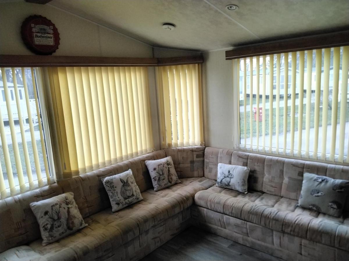 19 Laurel Close Highly Recommended 6 Berth Holiday Home With Hot Tub In Prime Location Татершал Екстериор снимка