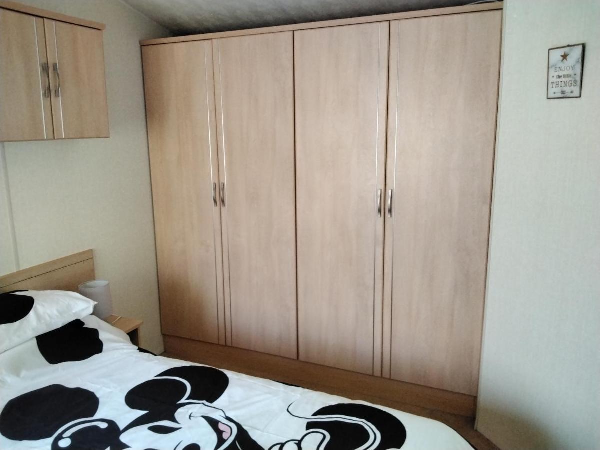 19 Laurel Close Highly Recommended 6 Berth Holiday Home With Hot Tub In Prime Location Татершал Екстериор снимка