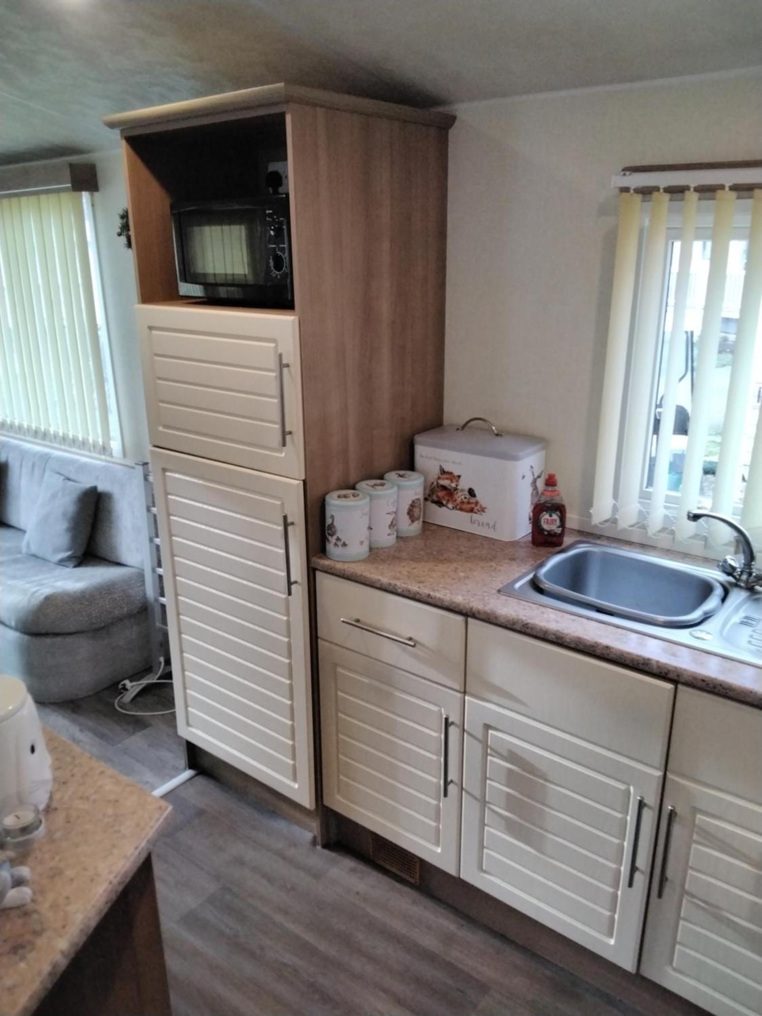 19 Laurel Close Highly Recommended 6 Berth Holiday Home With Hot Tub In Prime Location Татершал Екстериор снимка